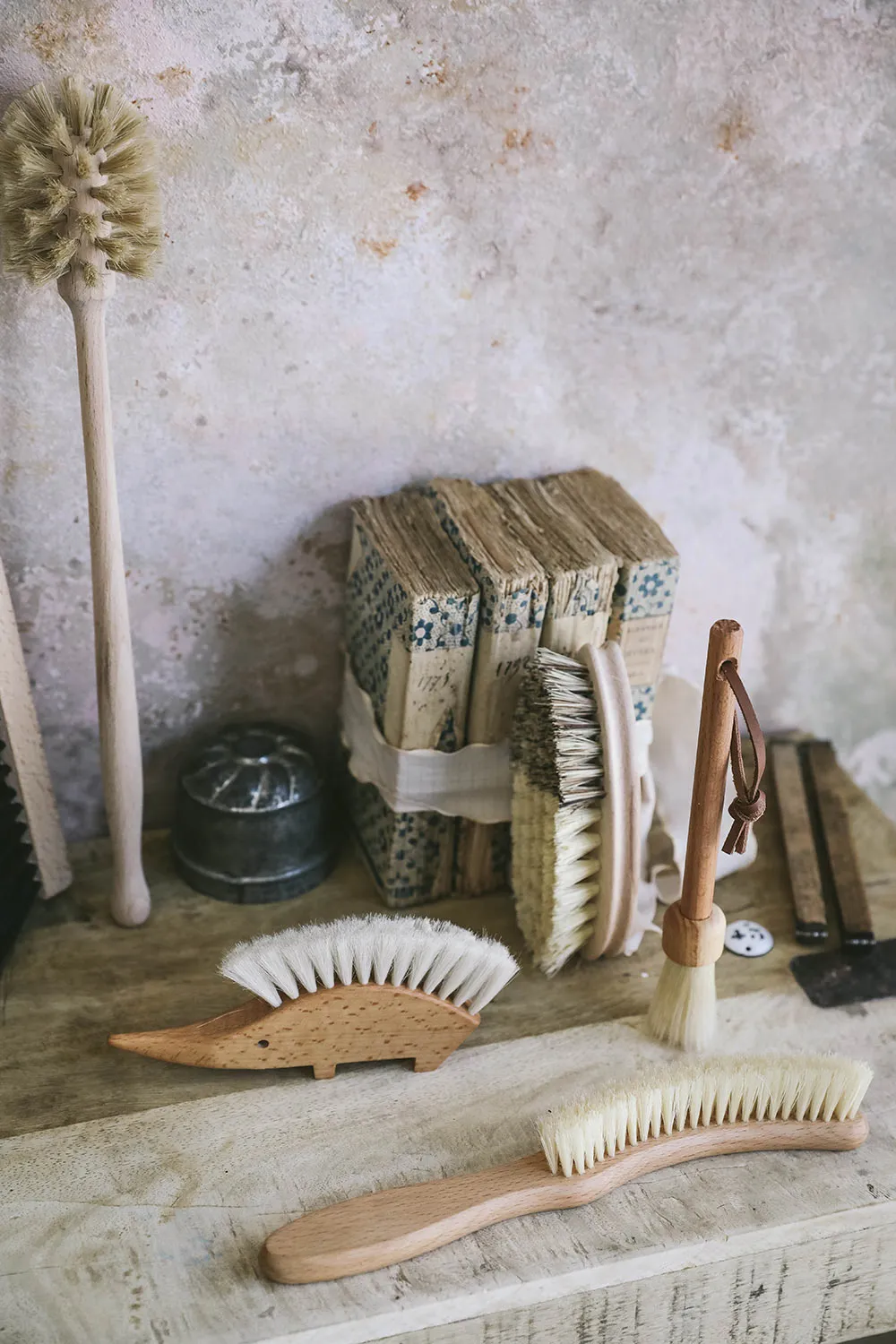 Essential Everyday Wooden Bottle & Cup Brush