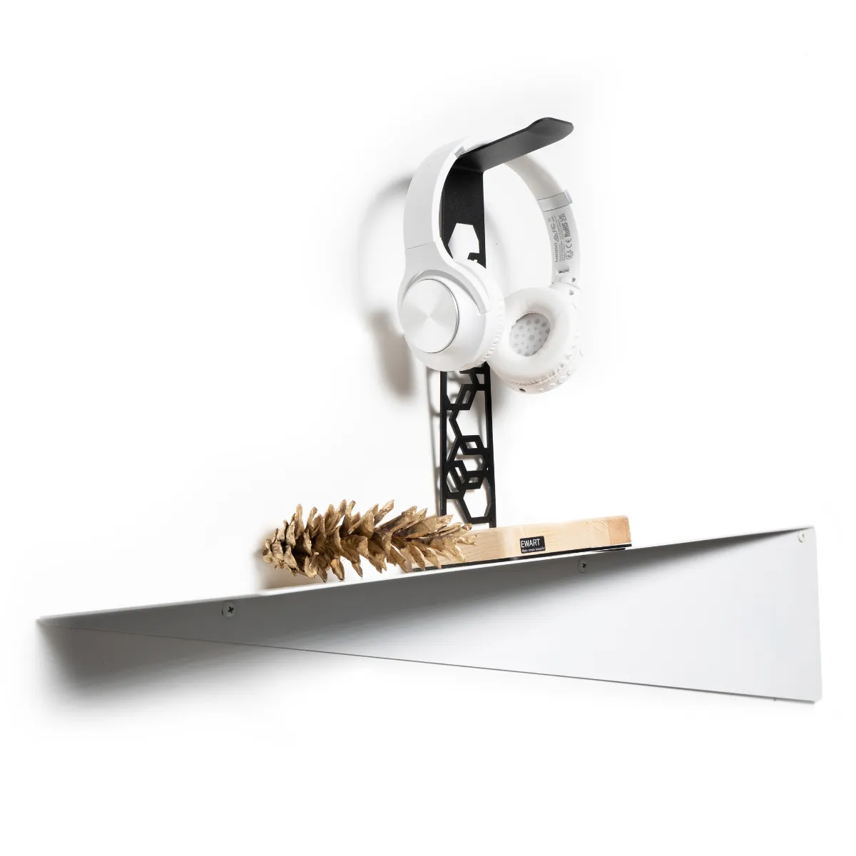 Metal Wall Shelves (White/Black)