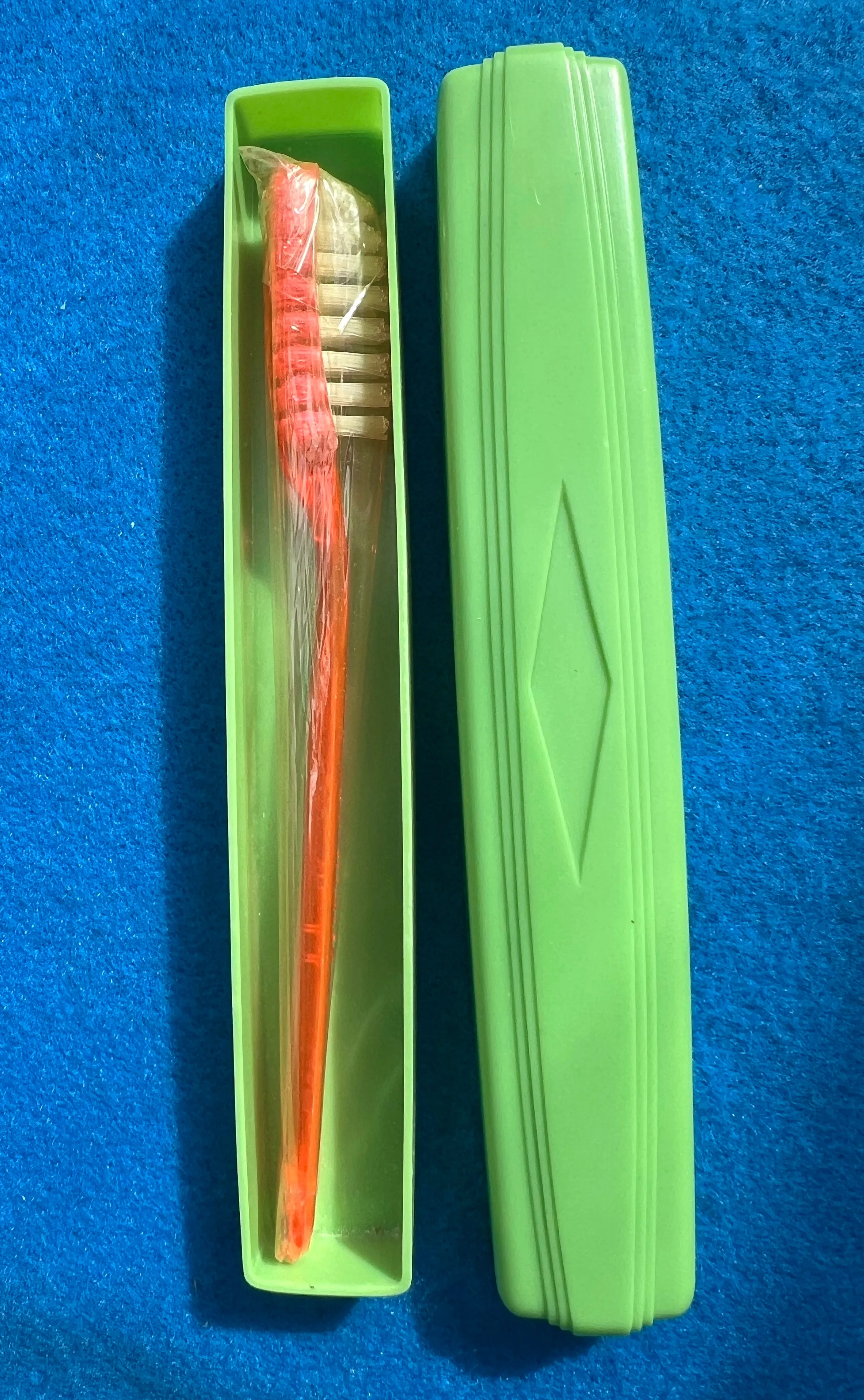 Most Pleasing 1940/50s Toothbrush Tubes