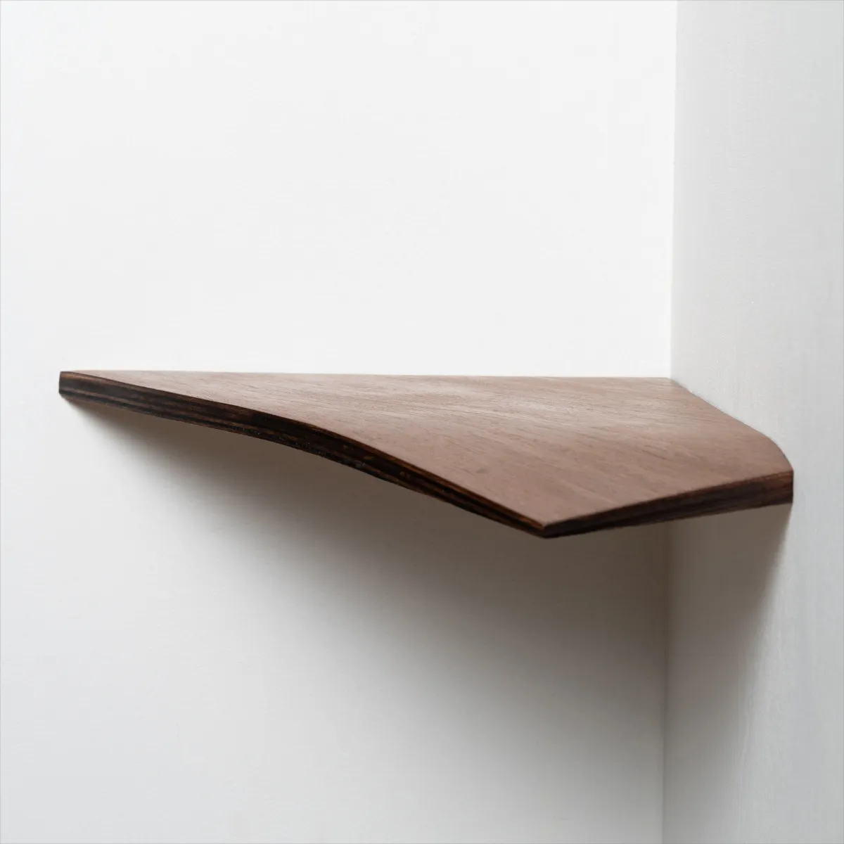 Wood Corner Shelf -  Edge